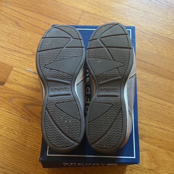 Sperrys - Picture 3 of 4
